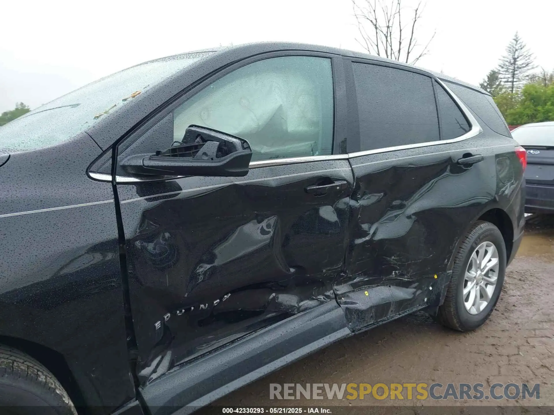 6 Photograph of a damaged car 2GNAXJEV8L6108900 CHEVROLET EQUINOX 2020