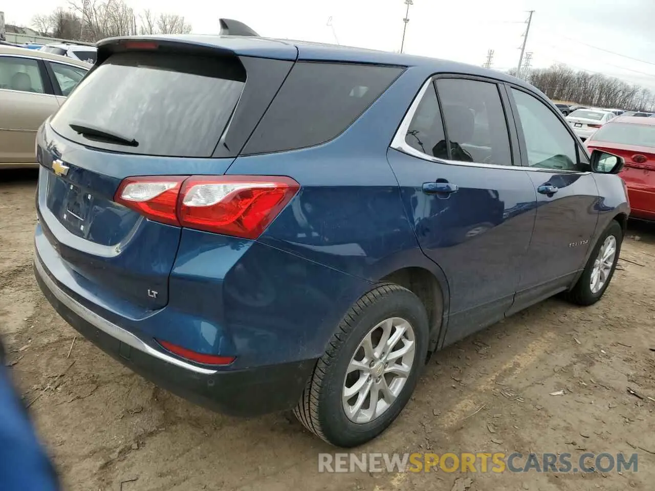 3 Photograph of a damaged car 2GNAXJEV8L6125731 CHEVROLET EQUINOX 2020