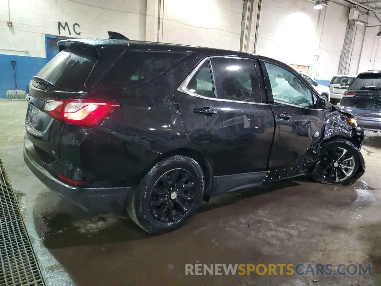 3 Photograph of a damaged car 2GNAXJEV8L6132968 CHEVROLET EQUINOX 2020