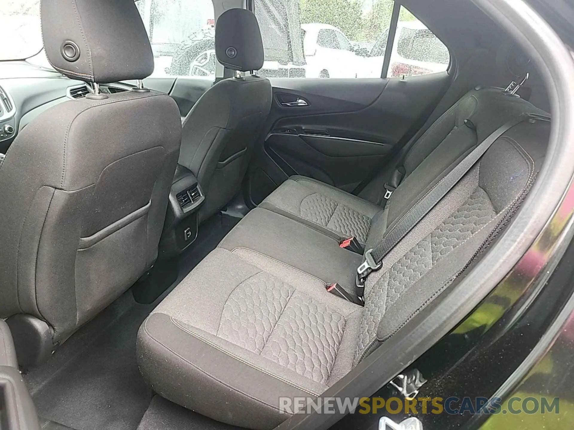 22 Photograph of a damaged car 2GNAXJEV8L6150810 CHEVROLET EQUINOX 2020
