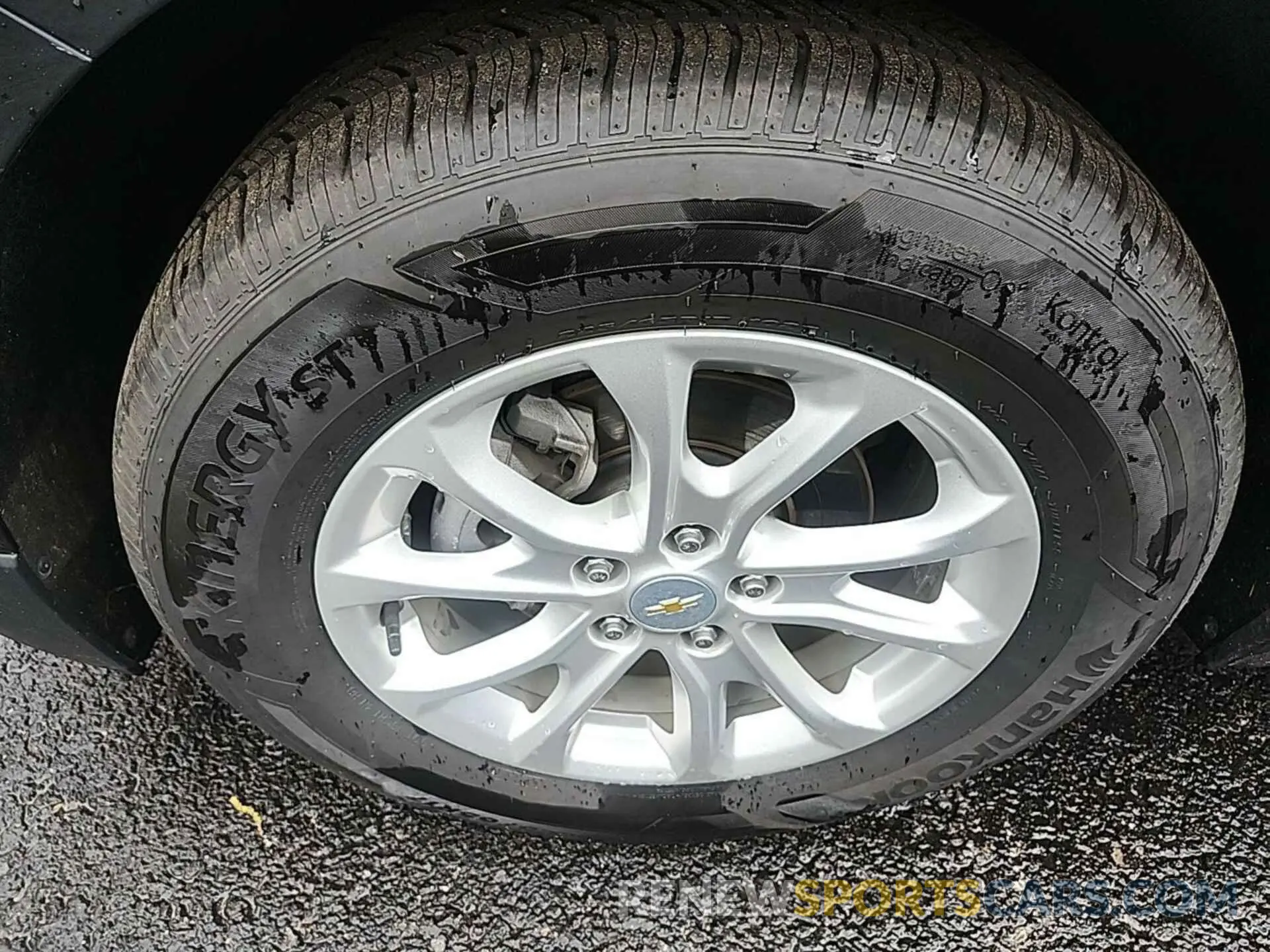 3 Photograph of a damaged car 2GNAXJEV8L6150810 CHEVROLET EQUINOX 2020