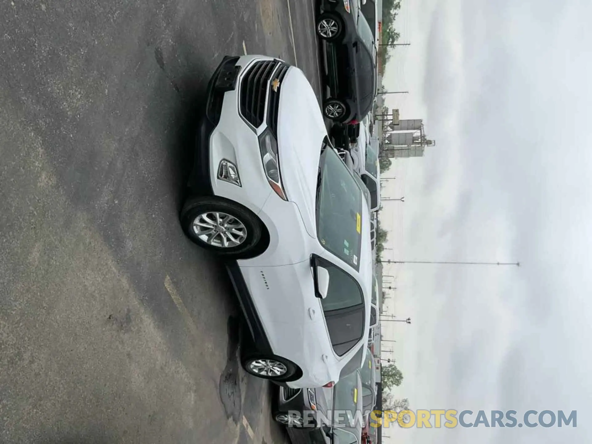 17 Photograph of a damaged car 2GNAXJEV8L6154579 CHEVROLET EQUINOX 2020