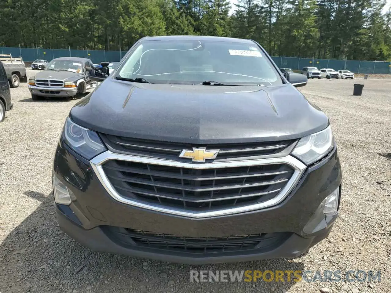 5 Photograph of a damaged car 2GNAXJEV8L6183936 CHEVROLET EQUINOX 2020