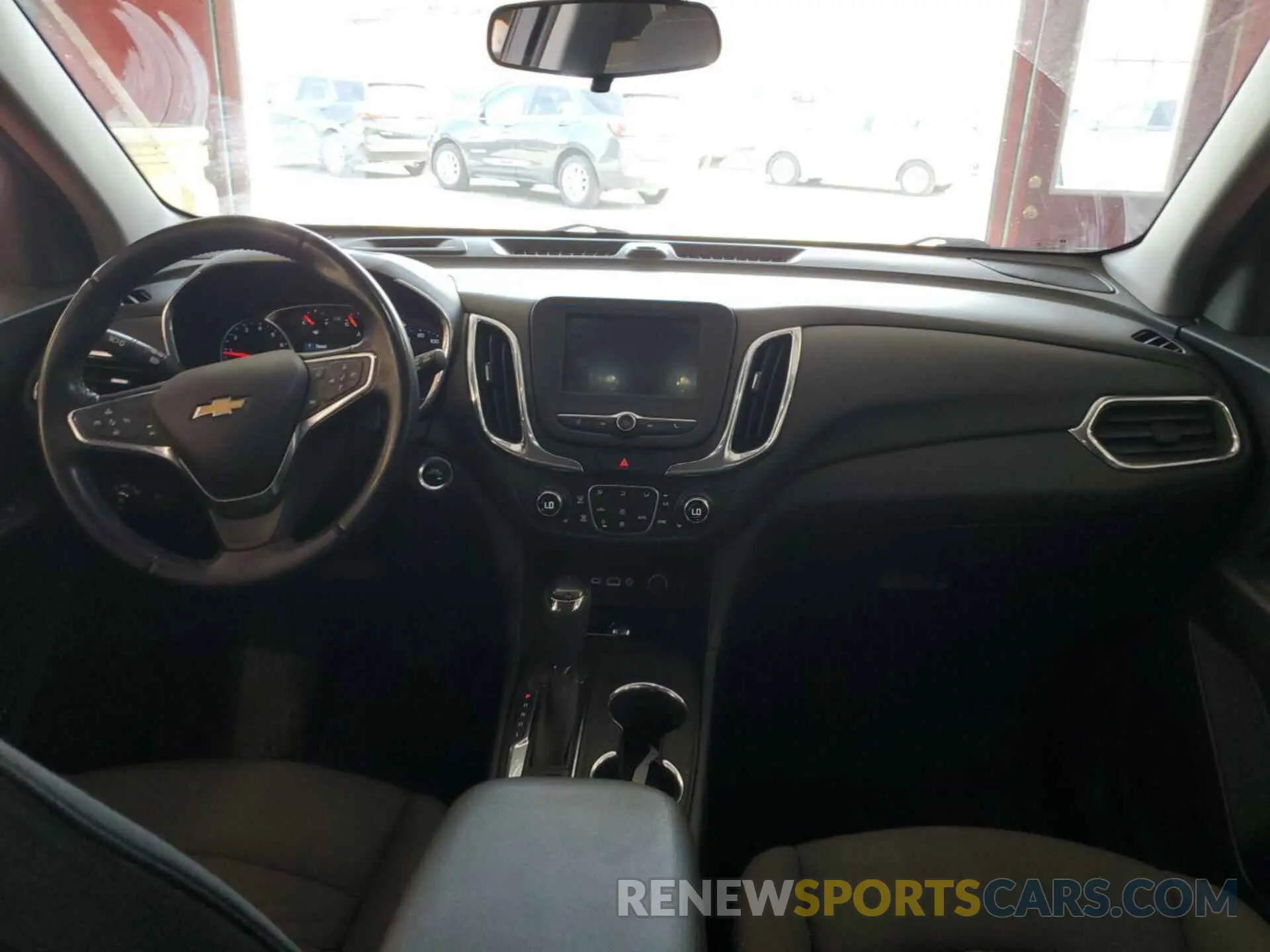 13 Photograph of a damaged car 2GNAXJEV8L6230995 CHEVROLET EQUINOX 2020