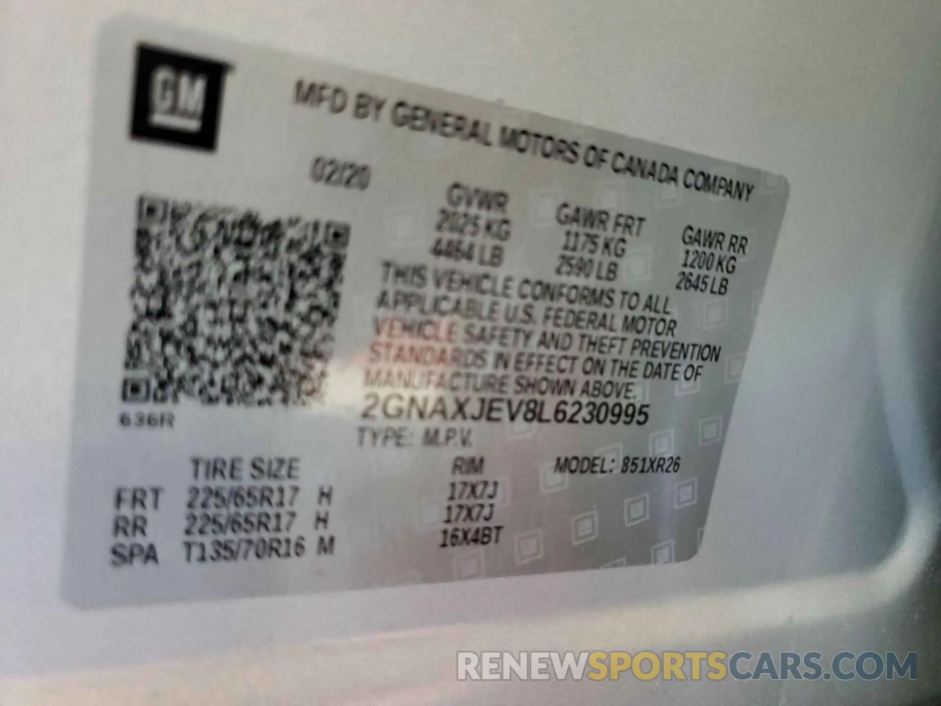 24 Photograph of a damaged car 2GNAXJEV8L6230995 CHEVROLET EQUINOX 2020