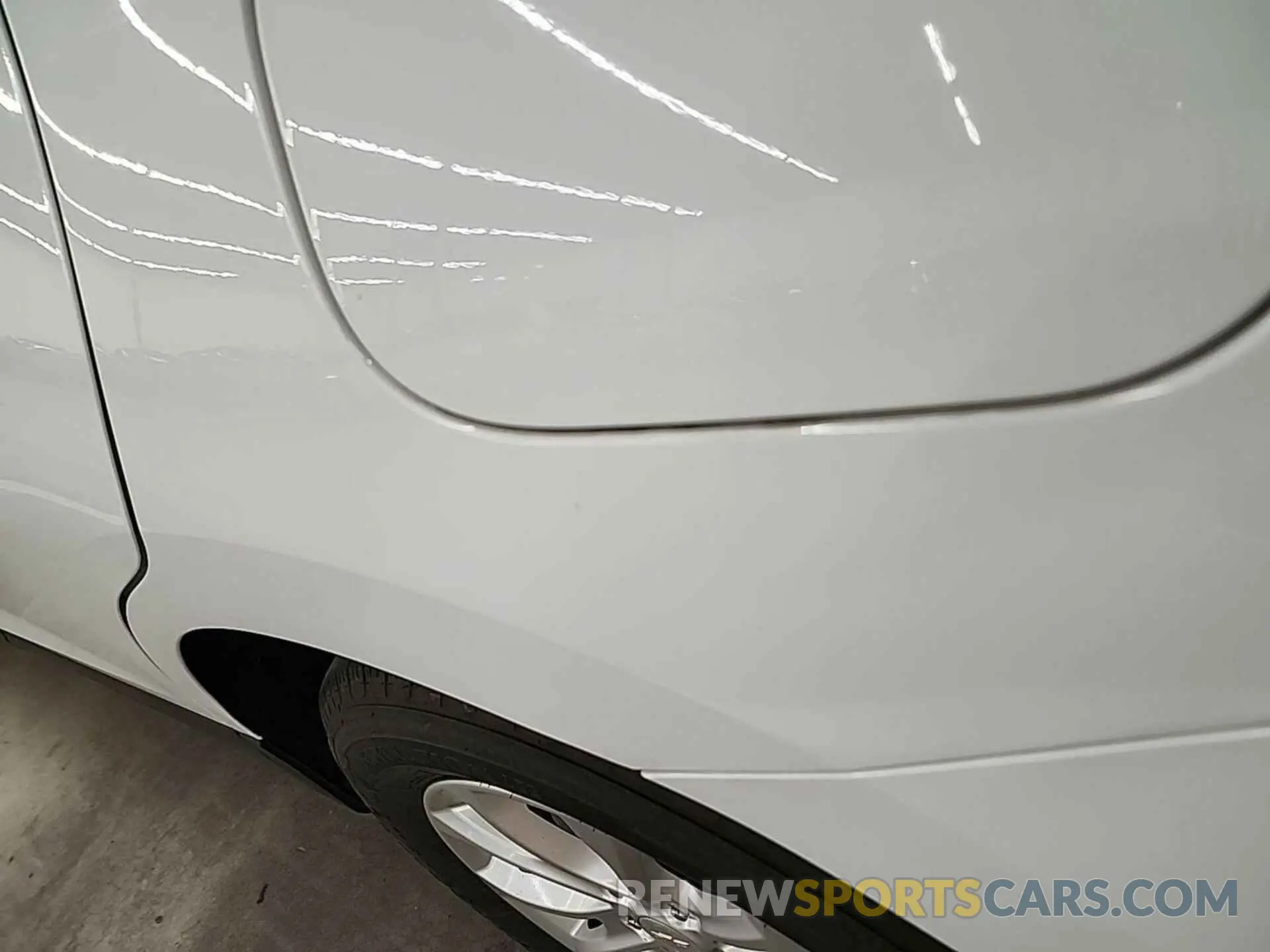 16 Photograph of a damaged car 2GNAXJEV8L6233511 CHEVROLET EQUINOX 2020