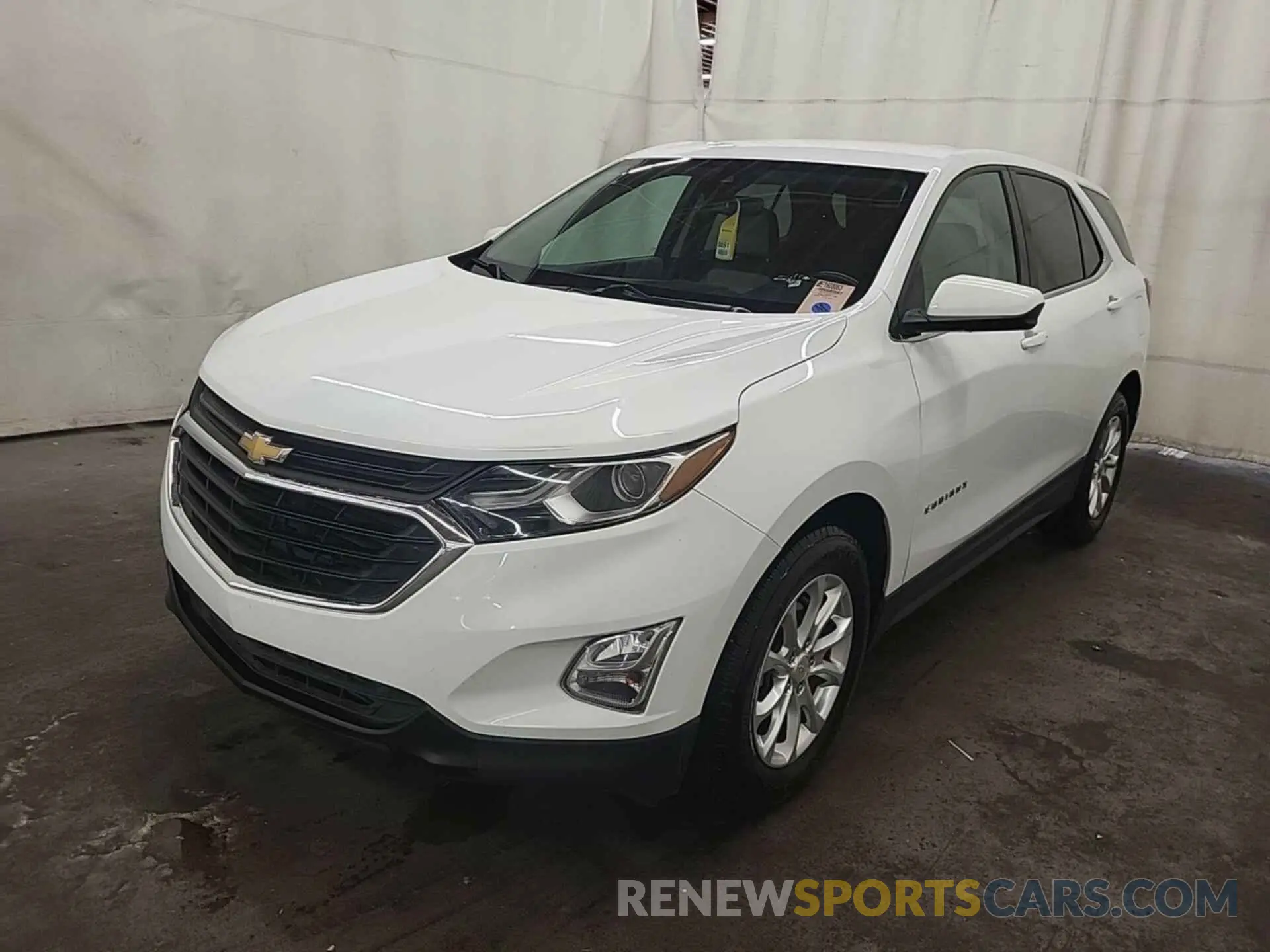 20 Photograph of a damaged car 2GNAXJEV8L6233511 CHEVROLET EQUINOX 2020