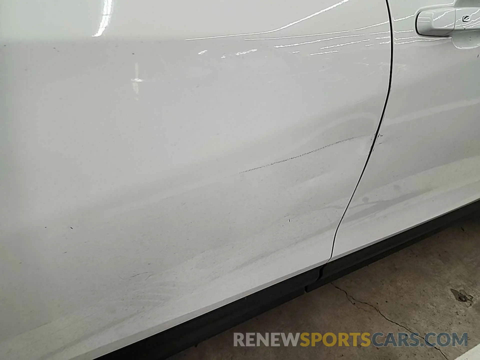 5 Photograph of a damaged car 2GNAXJEV8L6233511 CHEVROLET EQUINOX 2020