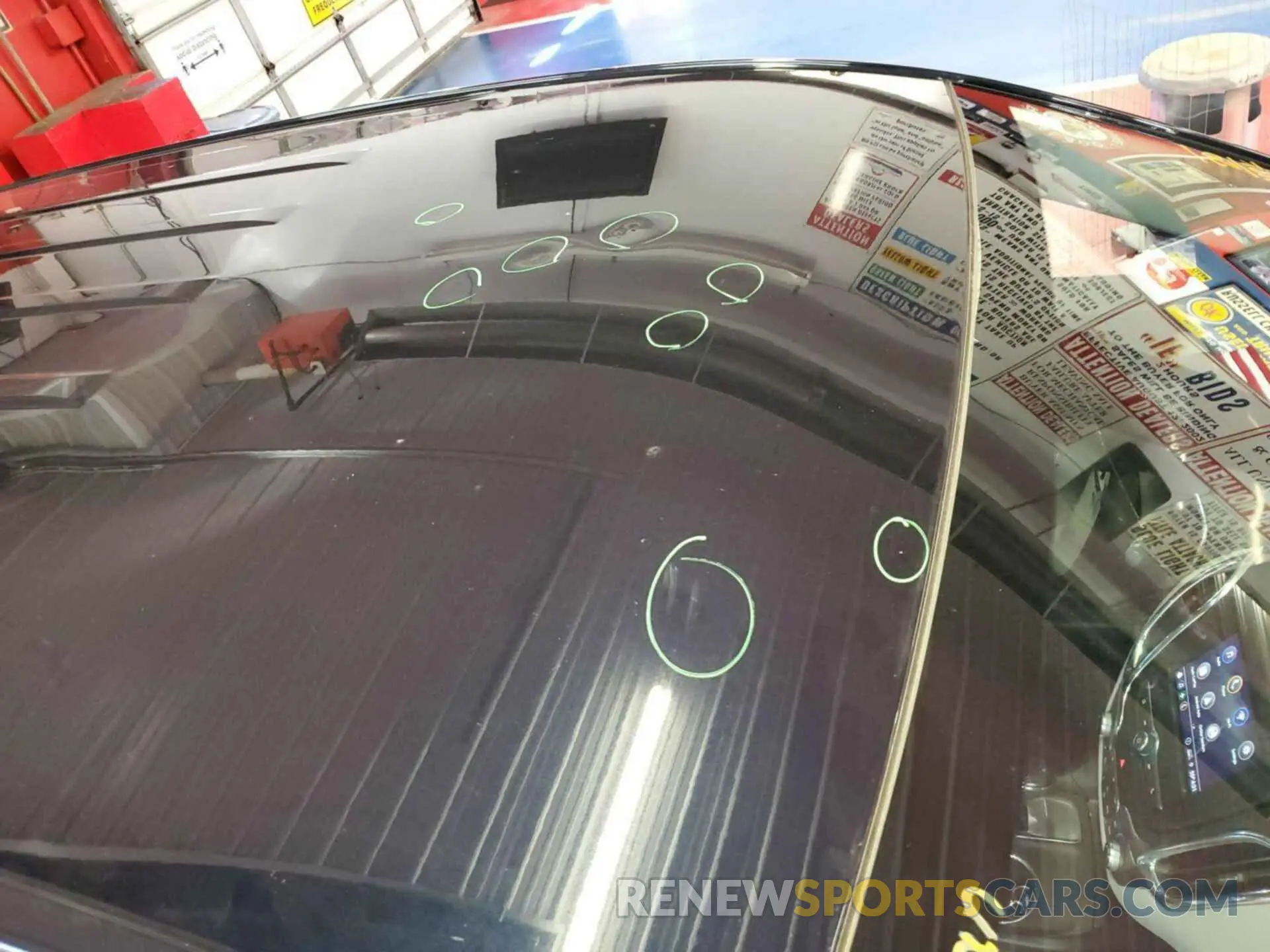 2 Photograph of a damaged car 2GNAXJEV8L6233525 CHEVROLET EQUINOX 2020