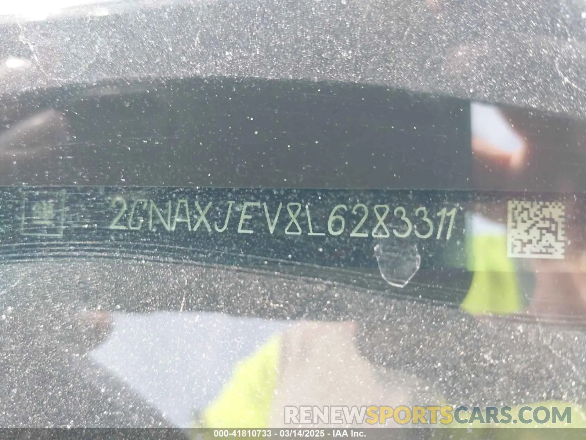 9 Photograph of a damaged car 2GNAXJEV8L6283311 CHEVROLET EQUINOX 2020