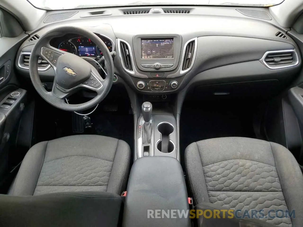 8 Photograph of a damaged car 2GNAXJEV9L6172525 CHEVROLET EQUINOX 2020
