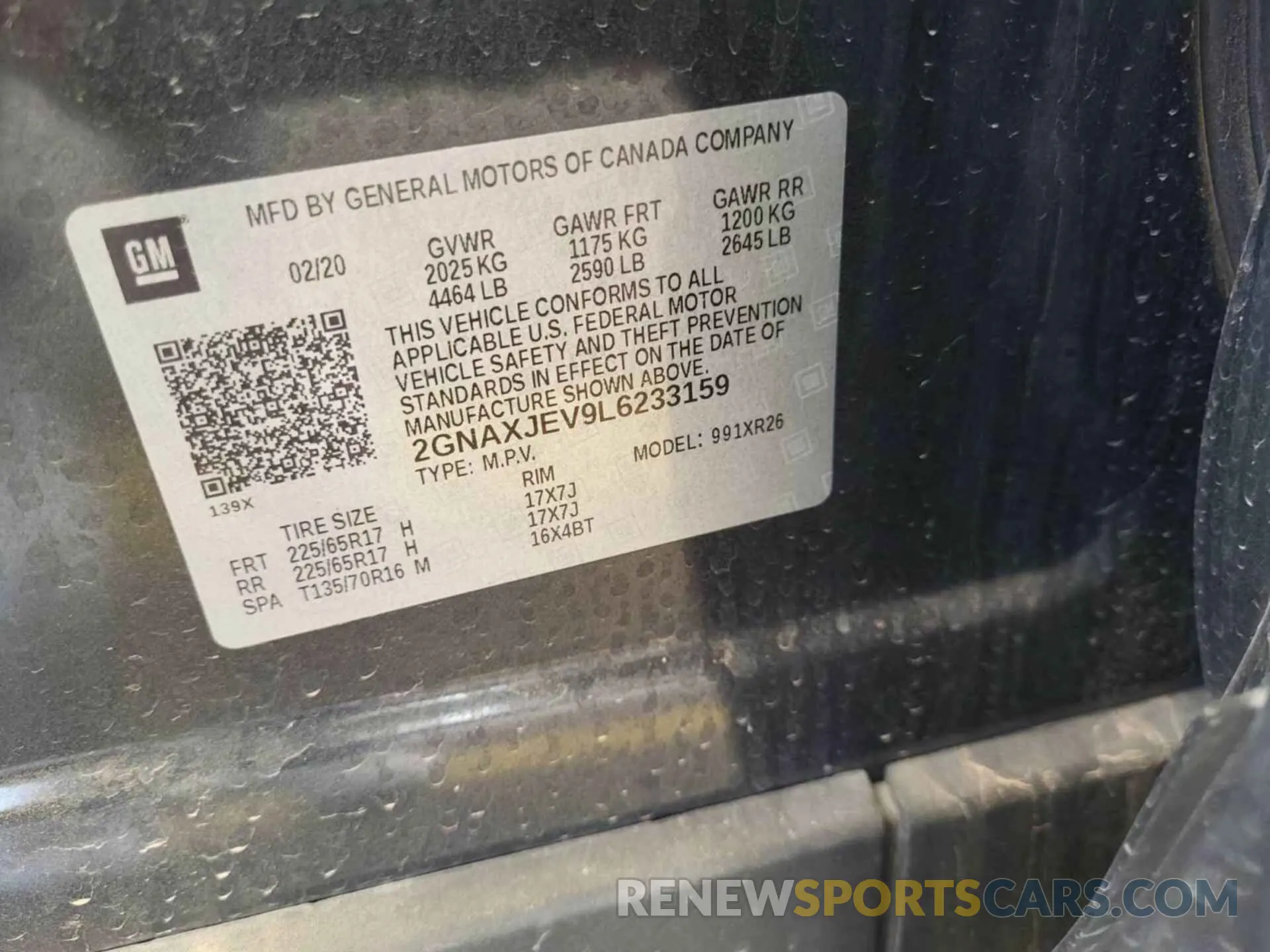 28 Photograph of a damaged car 2GNAXJEV9L6233159 CHEVROLET EQUINOX 2020