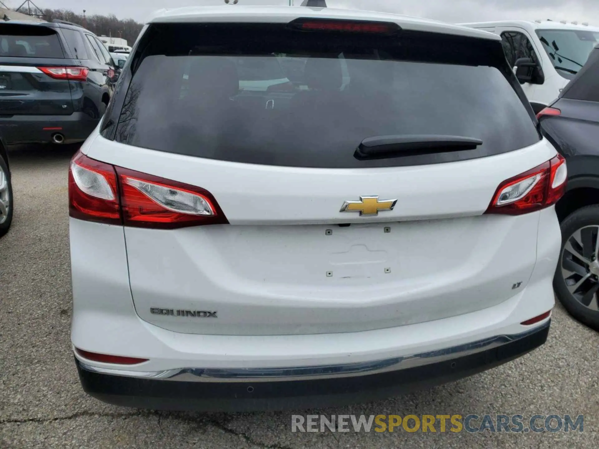 20 Photograph of a damaged car 2GNAXJEV9L6235655 CHEVROLET EQUINOX 2020