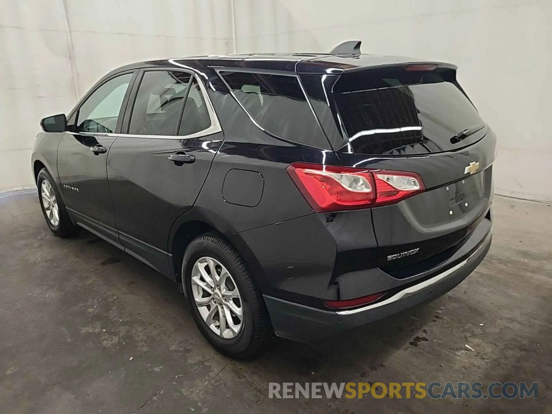 23 Photograph of a damaged car 2GNAXJEV9L6244517 CHEVROLET EQUINOX 2020