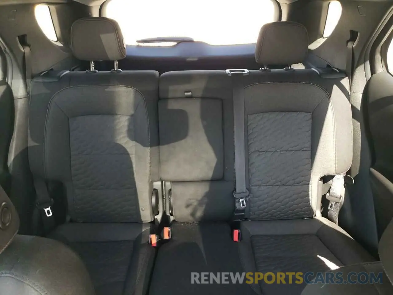 10 Photograph of a damaged car 2GNAXJEV9L6260345 CHEVROLET EQUINOX 2020