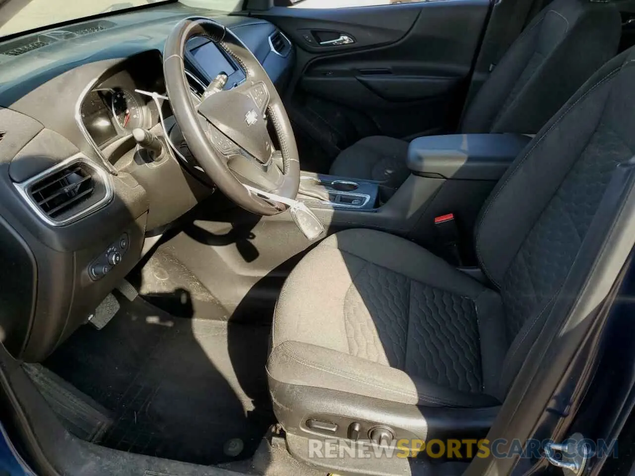 7 Photograph of a damaged car 2GNAXJEVXL6120160 CHEVROLET EQUINOX 2020