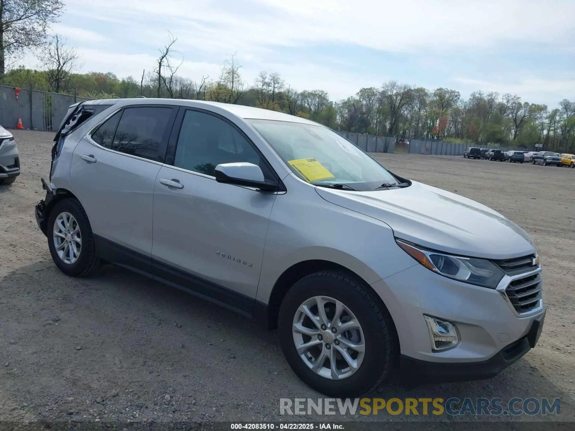 1 Photograph of a damaged car 2GNAXJEVXL6132843 CHEVROLET EQUINOX 2020