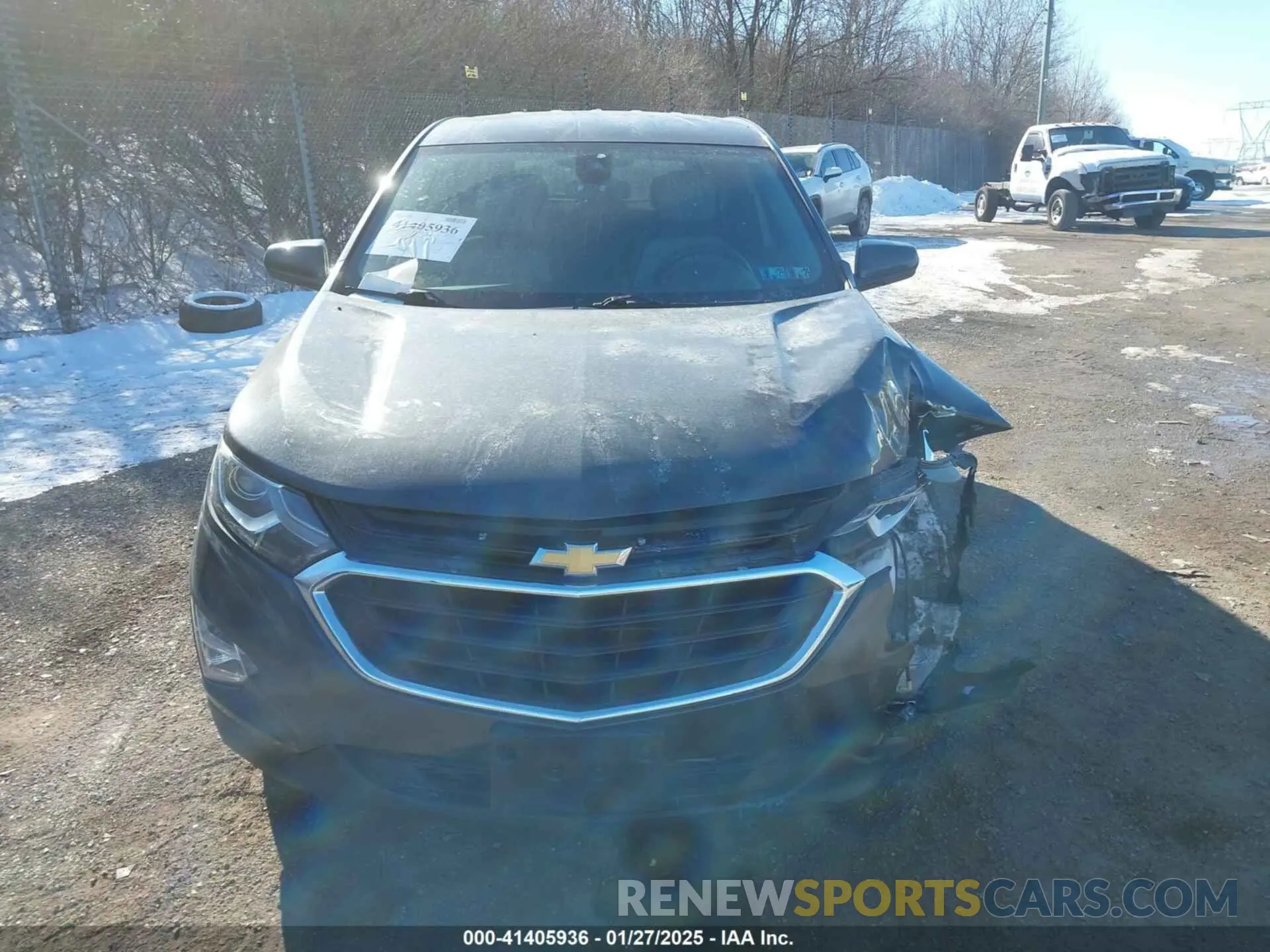 13 Photograph of a damaged car 2GNAXJEVXL6153594 CHEVROLET EQUINOX 2020