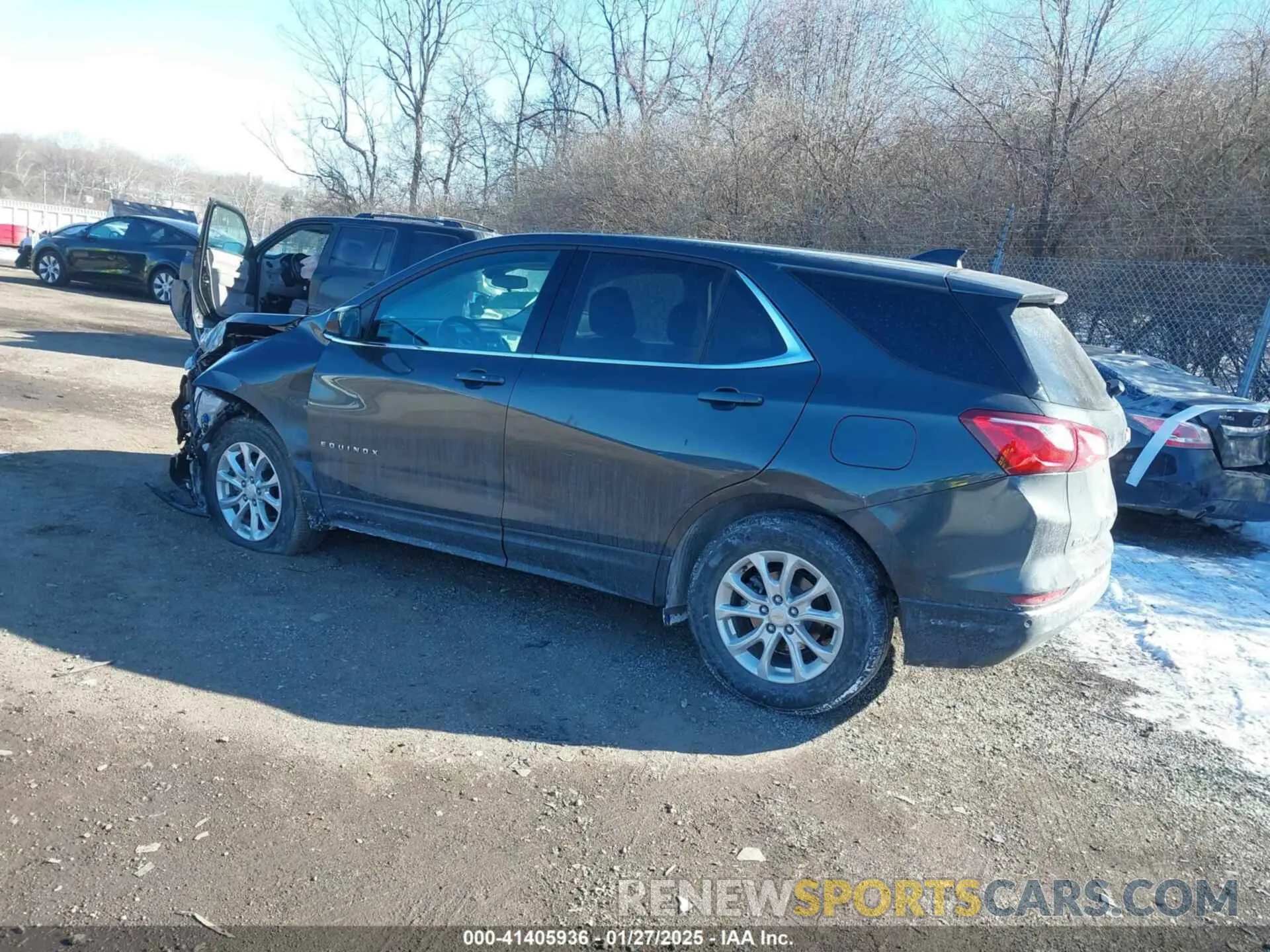3 Photograph of a damaged car 2GNAXJEVXL6153594 CHEVROLET EQUINOX 2020