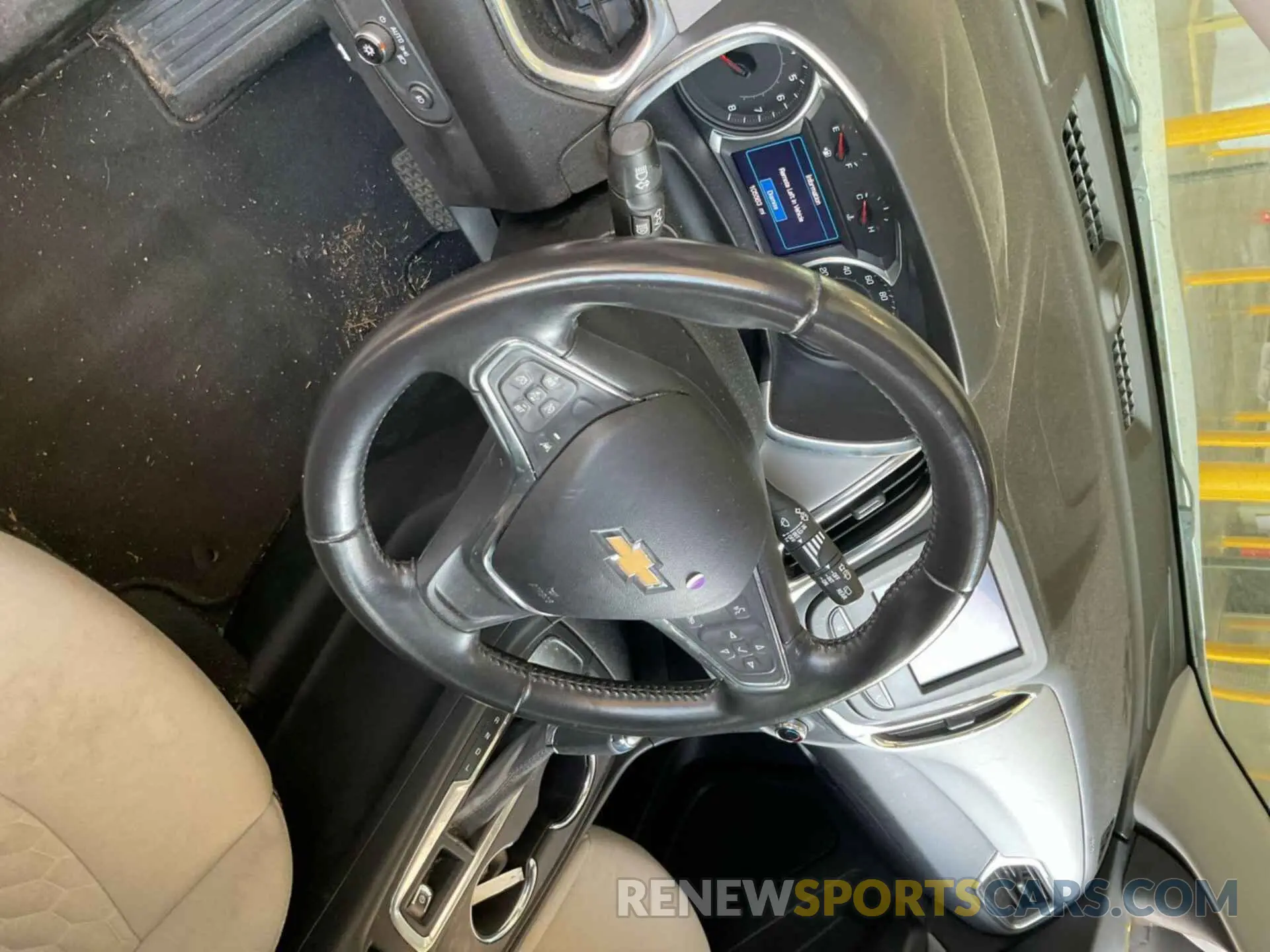 7 Photograph of a damaged car 2GNAXJEVXL6157547 CHEVROLET EQUINOX 2020