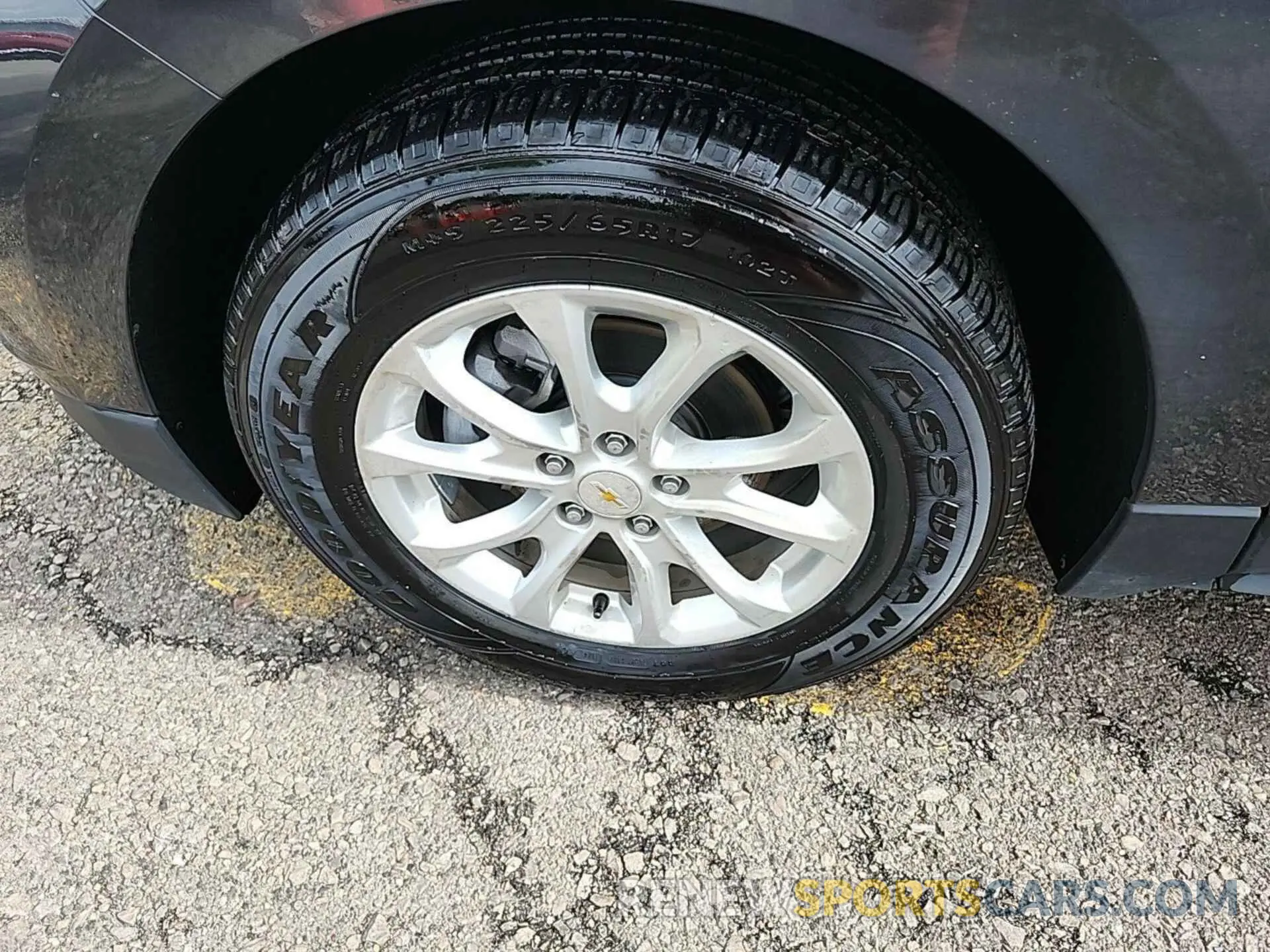 3 Photograph of a damaged car 2GNAXJEVXL6157774 CHEVROLET EQUINOX 2020