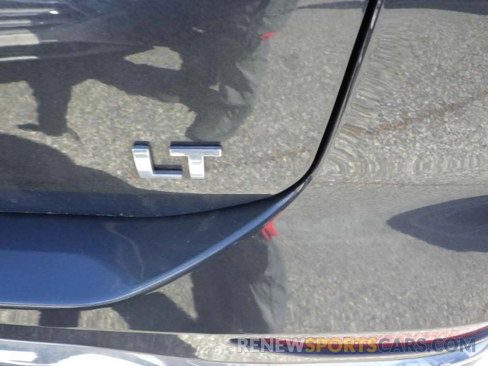 5 Photograph of a damaged car 2GNAXJEVXL6175076 CHEVROLET EQUINOX 2020
