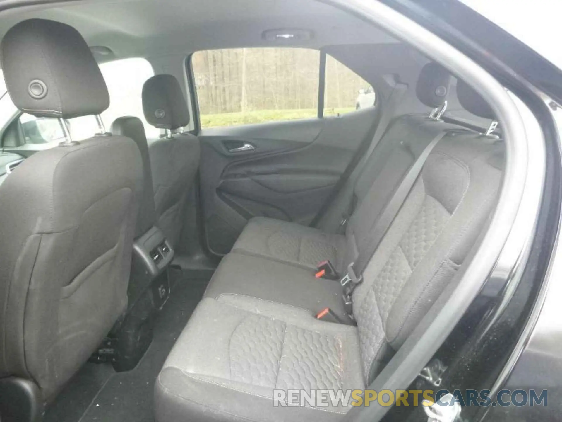 16 Photograph of a damaged car 2GNAXJEVXL6231226 CHEVROLET EQUINOX 2020