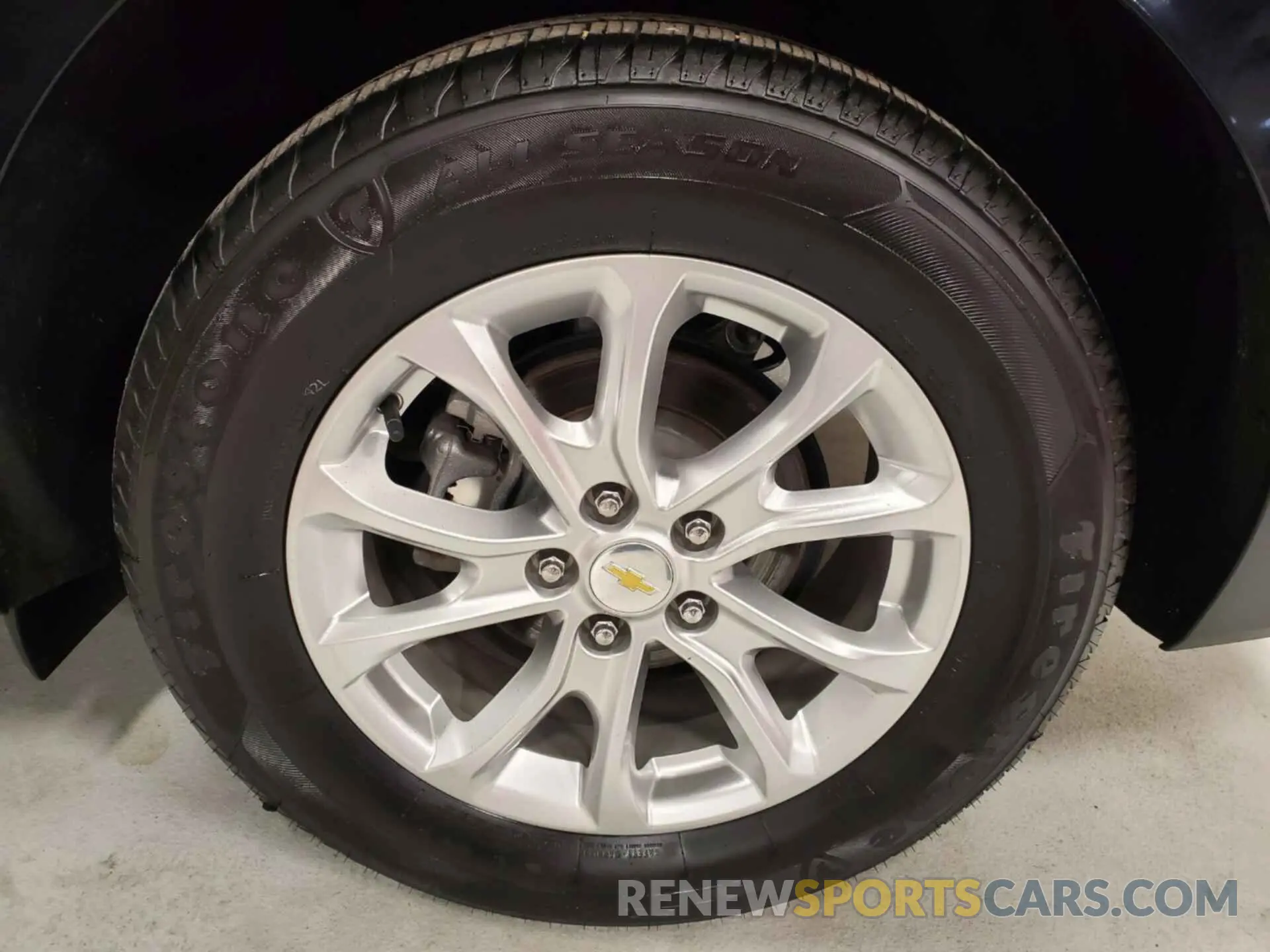 15 Photograph of a damaged car 2GNAXJEVXL6231873 CHEVROLET EQUINOX 2020
