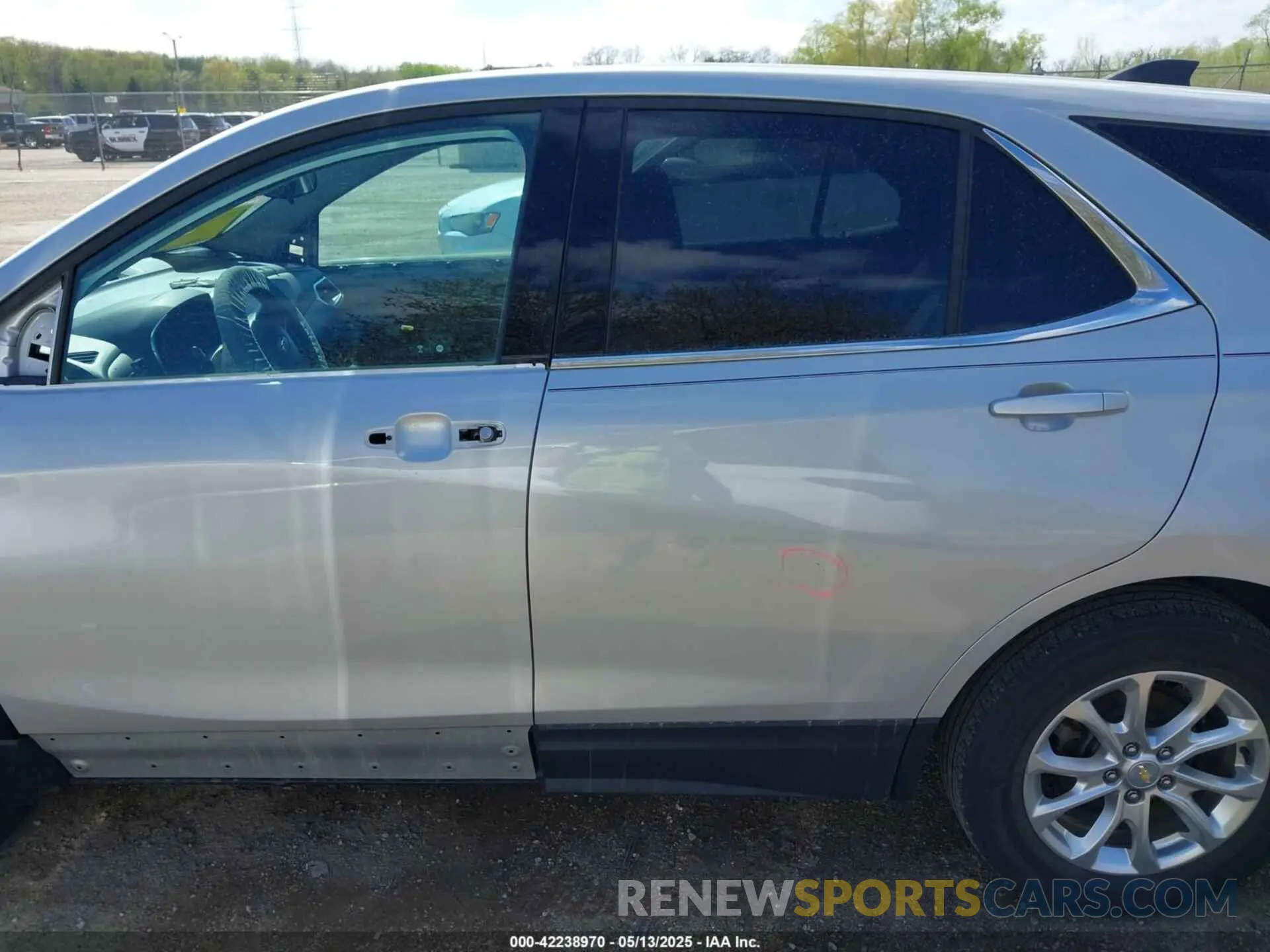 14 Photograph of a damaged car 2GNAXJEVXL6259463 CHEVROLET EQUINOX 2020