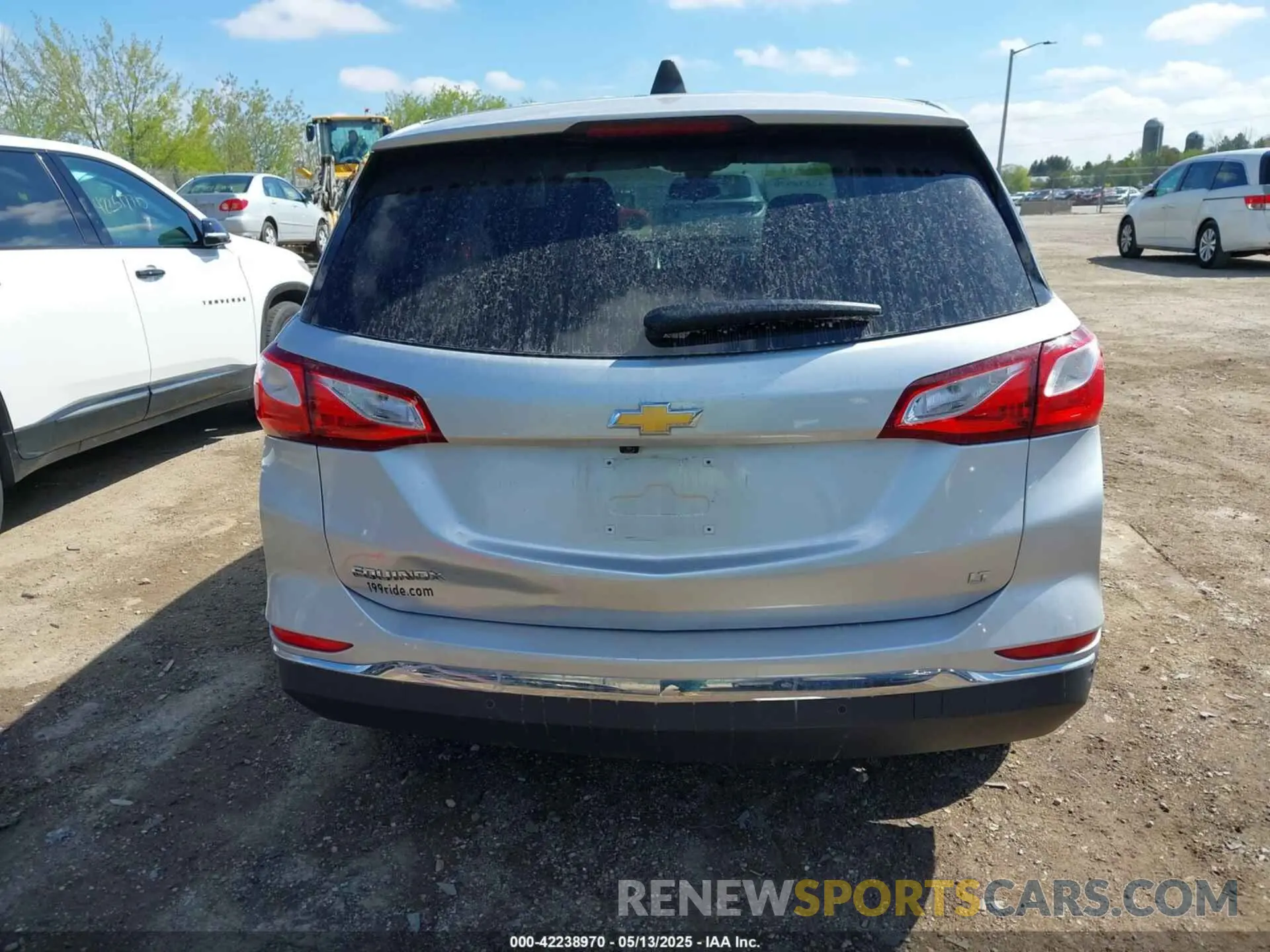 16 Photograph of a damaged car 2GNAXJEVXL6259463 CHEVROLET EQUINOX 2020