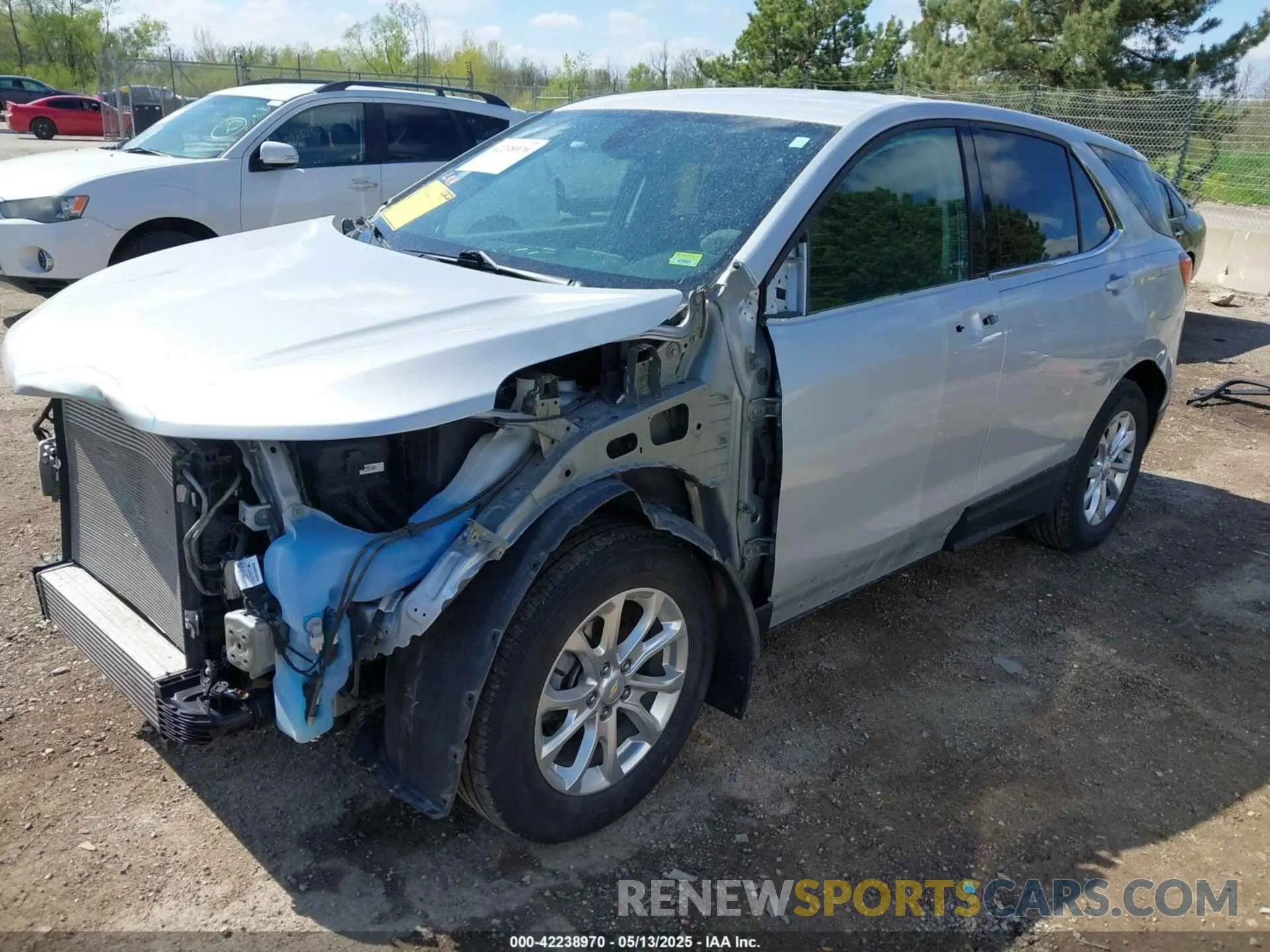 2 Photograph of a damaged car 2GNAXJEVXL6259463 CHEVROLET EQUINOX 2020