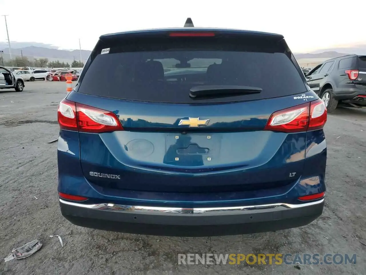 6 Photograph of a damaged car 2GNAXKEV0L6119122 CHEVROLET EQUINOX 2020