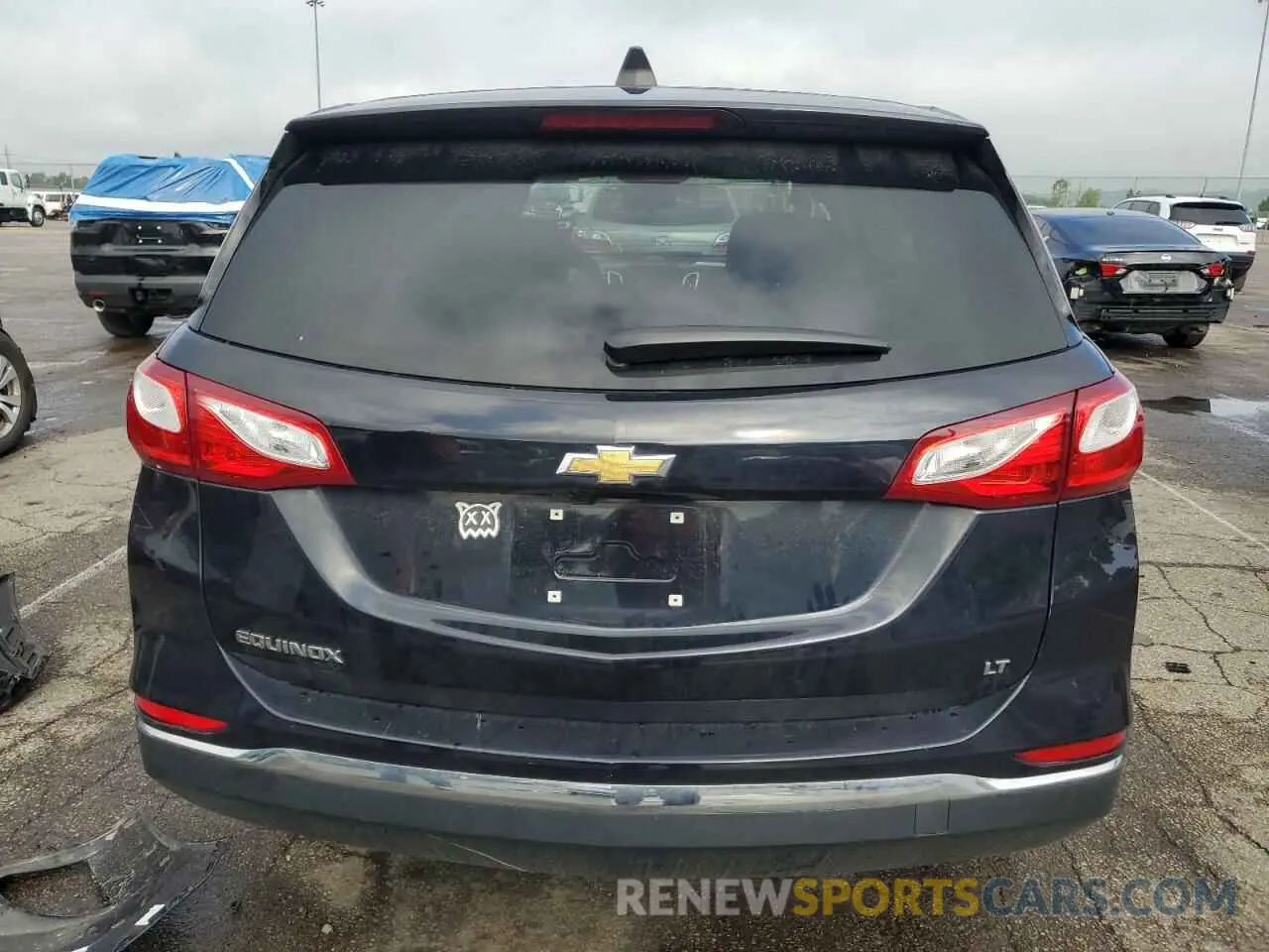 6 Photograph of a damaged car 2GNAXKEV0L6124823 CHEVROLET EQUINOX 2020