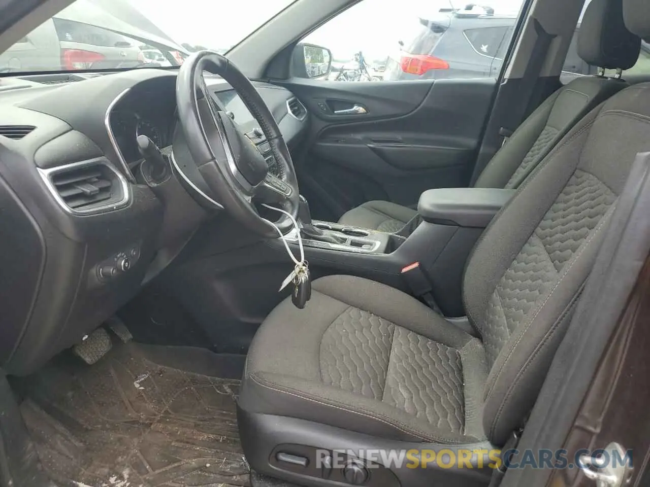 7 Photograph of a damaged car 2GNAXKEV0L6138107 CHEVROLET EQUINOX 2020