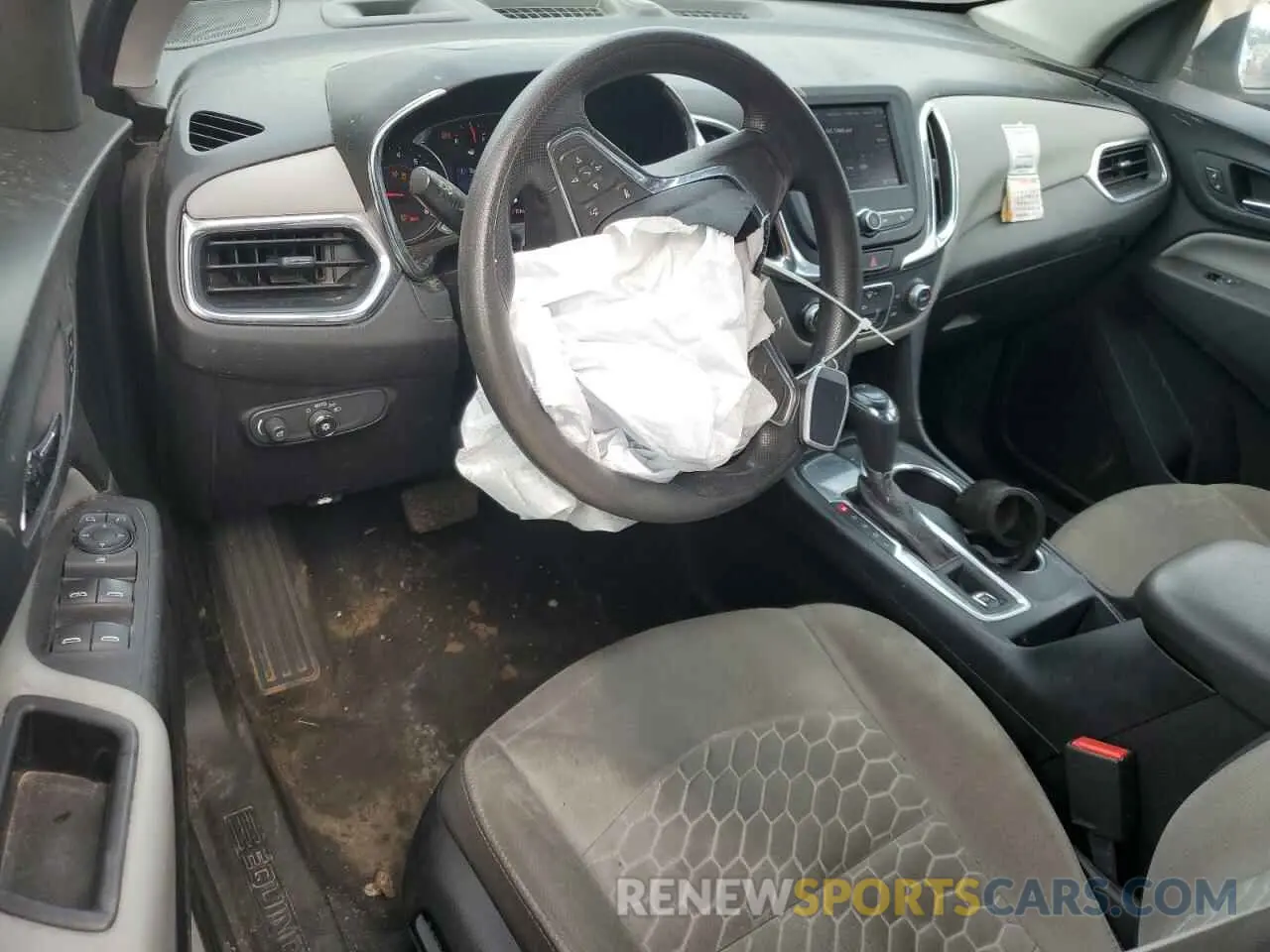 8 Photograph of a damaged car 2GNAXKEV0L6138916 CHEVROLET EQUINOX 2020