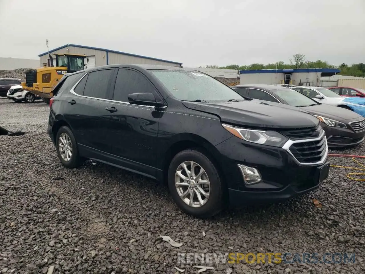 4 Photograph of a damaged car 2GNAXKEV0L6142688 CHEVROLET EQUINOX 2020