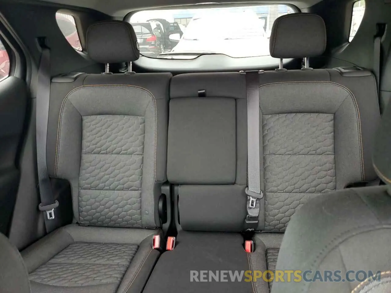 10 Photograph of a damaged car 2GNAXKEV0L6147471 CHEVROLET EQUINOX 2020
