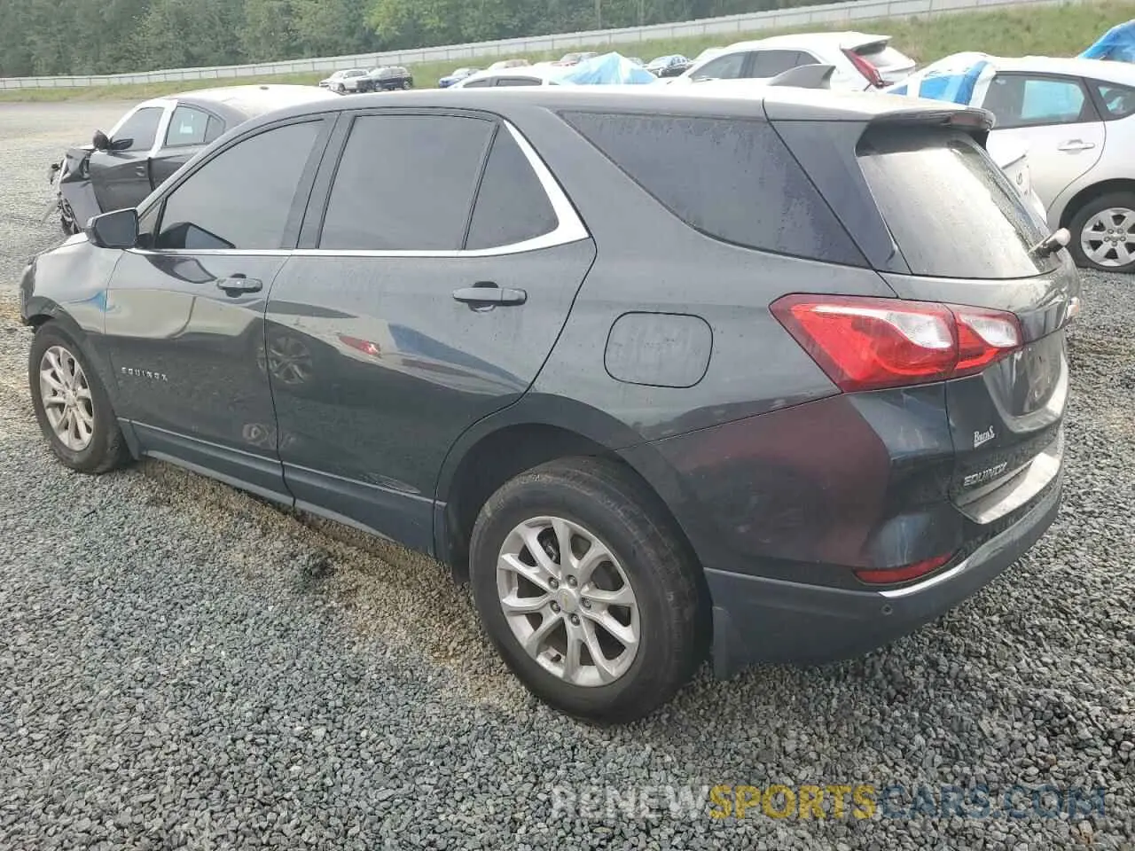 2 Photograph of a damaged car 2GNAXKEV0L6160303 CHEVROLET EQUINOX 2020