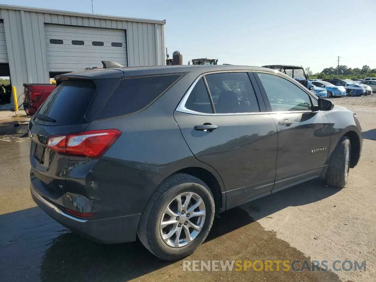 3 Photograph of a damaged car 2GNAXKEV0L6193625 CHEVROLET EQUINOX 2020