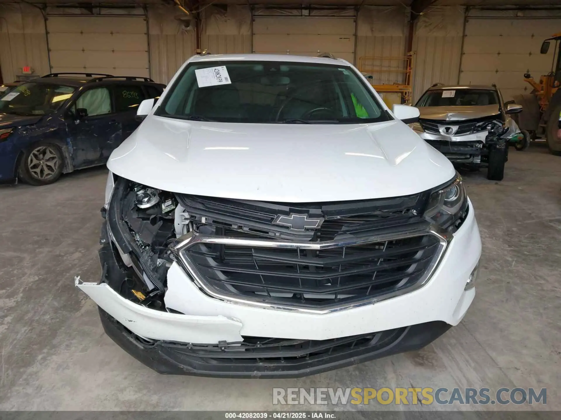 12 Photograph of a damaged car 2GNAXKEV0L6249174 CHEVROLET EQUINOX 2020