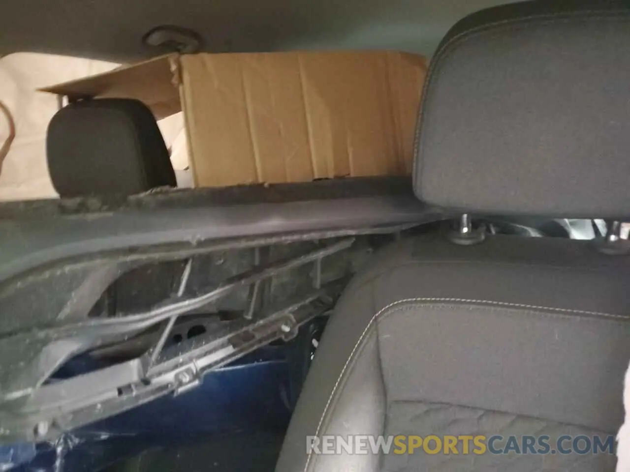 10 Photograph of a damaged car 2GNAXKEV1L6126273 CHEVROLET EQUINOX 2020