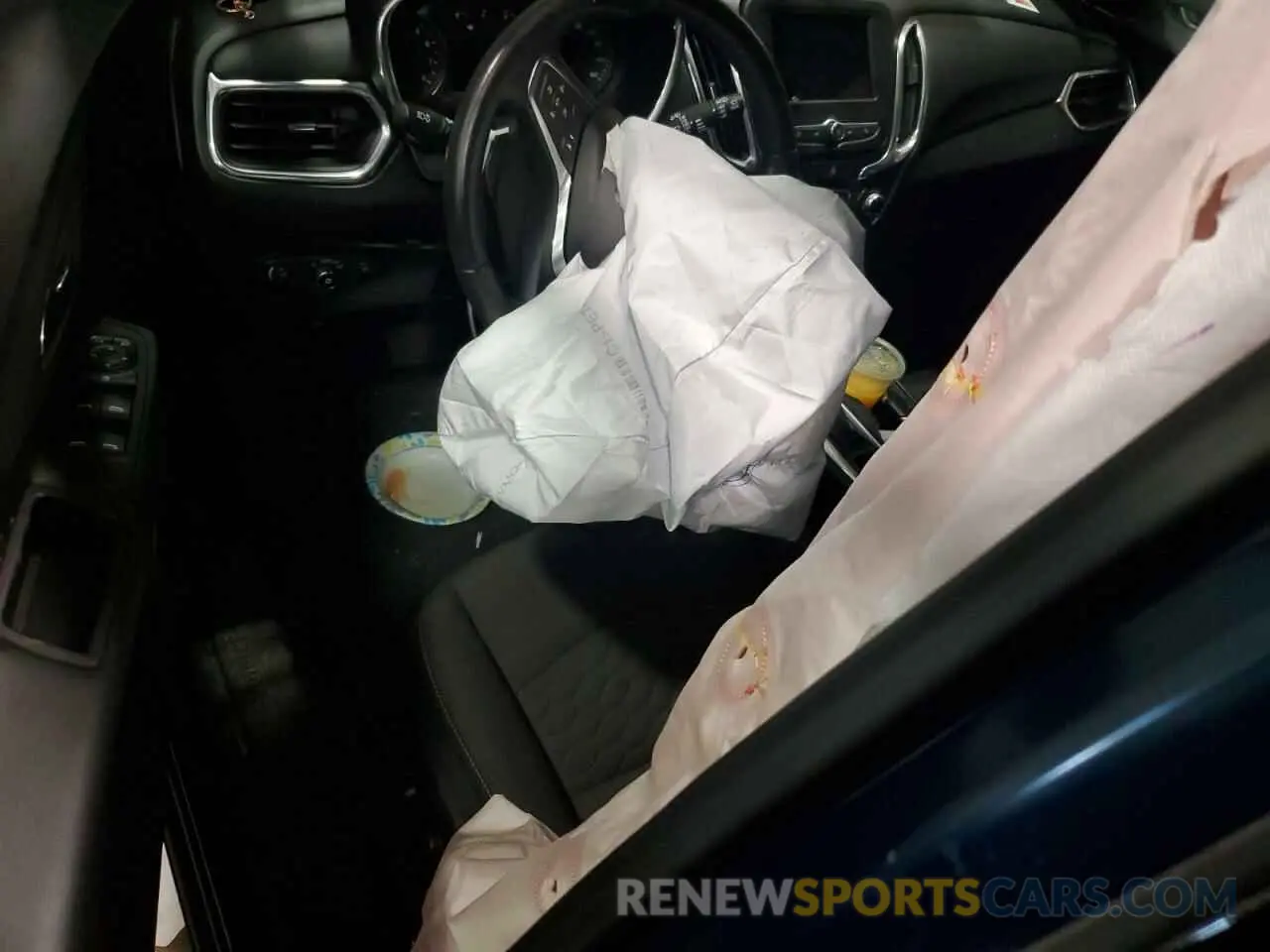 8 Photograph of a damaged car 2GNAXKEV1L6126273 CHEVROLET EQUINOX 2020