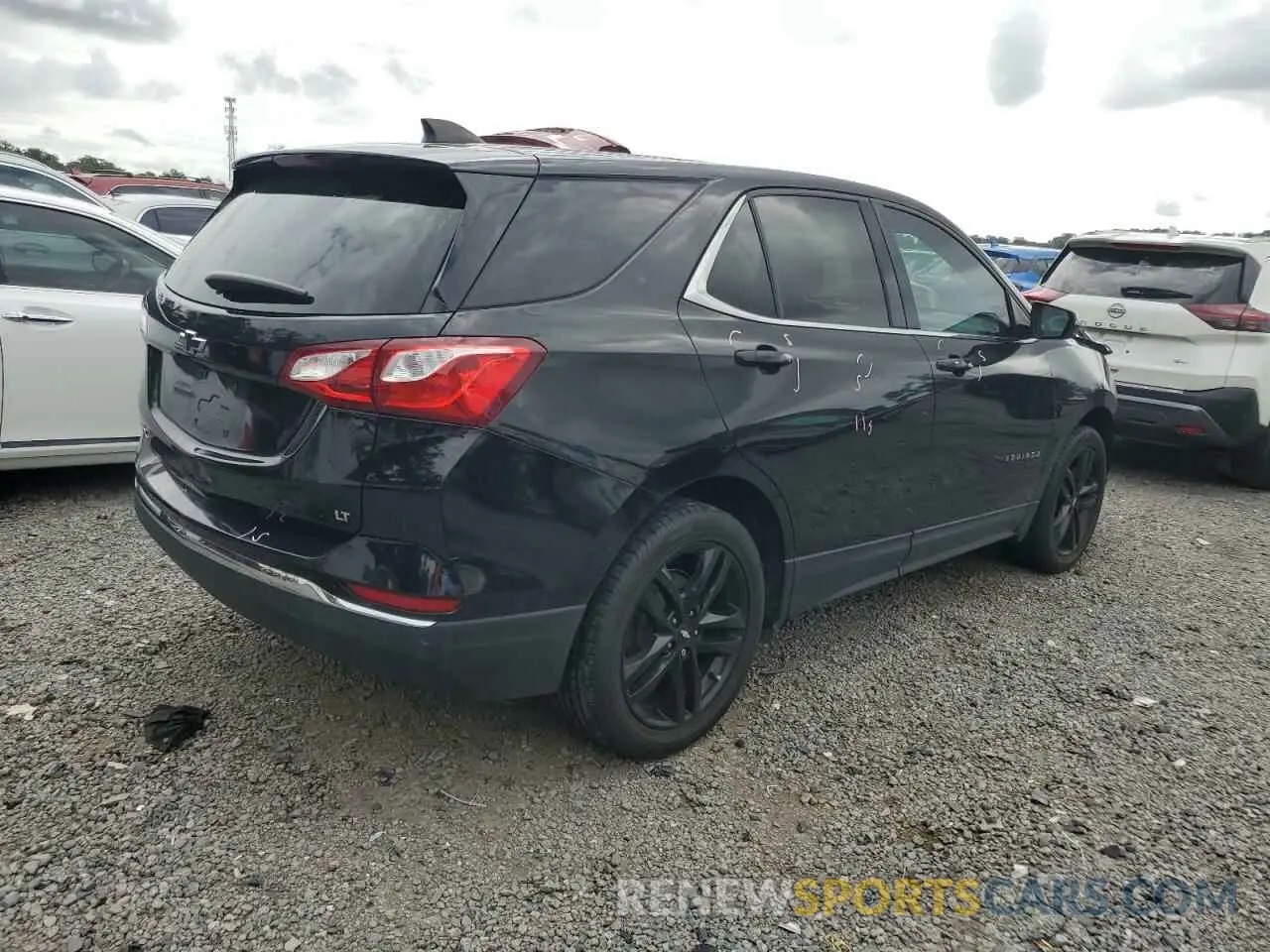 3 Photograph of a damaged car 2GNAXKEV1L6127794 CHEVROLET EQUINOX 2020