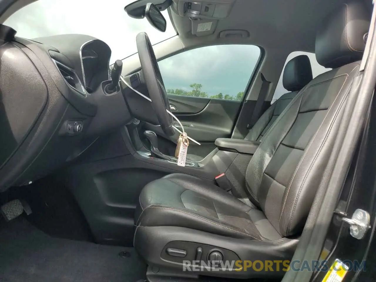 7 Photograph of a damaged car 2GNAXKEV1L6127794 CHEVROLET EQUINOX 2020