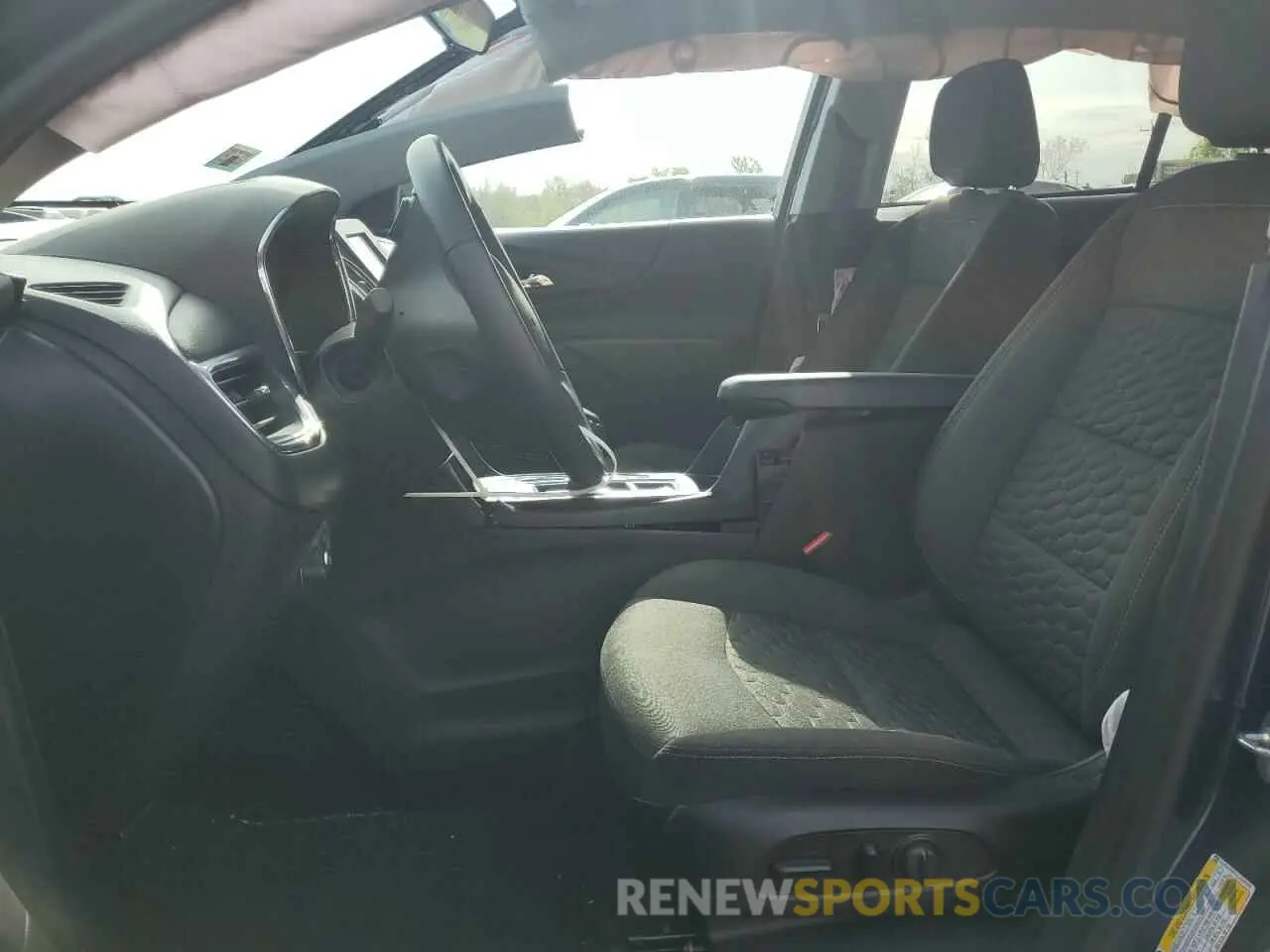 7 Photograph of a damaged car 2GNAXKEV1L6147009 CHEVROLET EQUINOX 2020