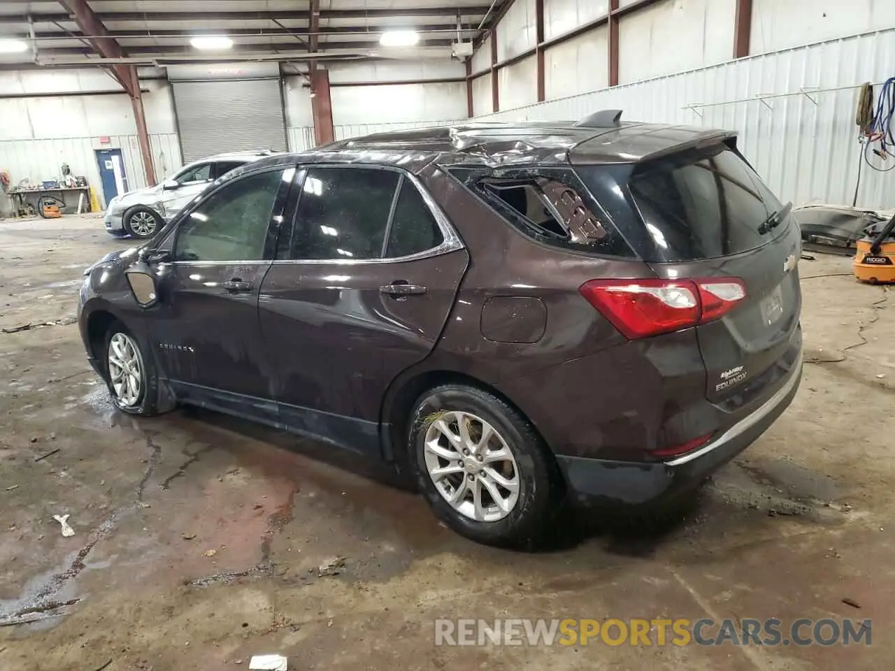 2 Photograph of a damaged car 2GNAXKEV1L6165493 CHEVROLET EQUINOX 2020