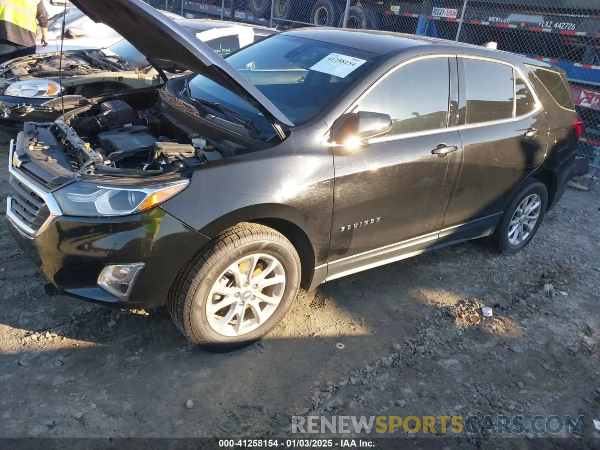 2 Photograph of a damaged car 2GNAXKEV1L6214319 CHEVROLET EQUINOX 2020