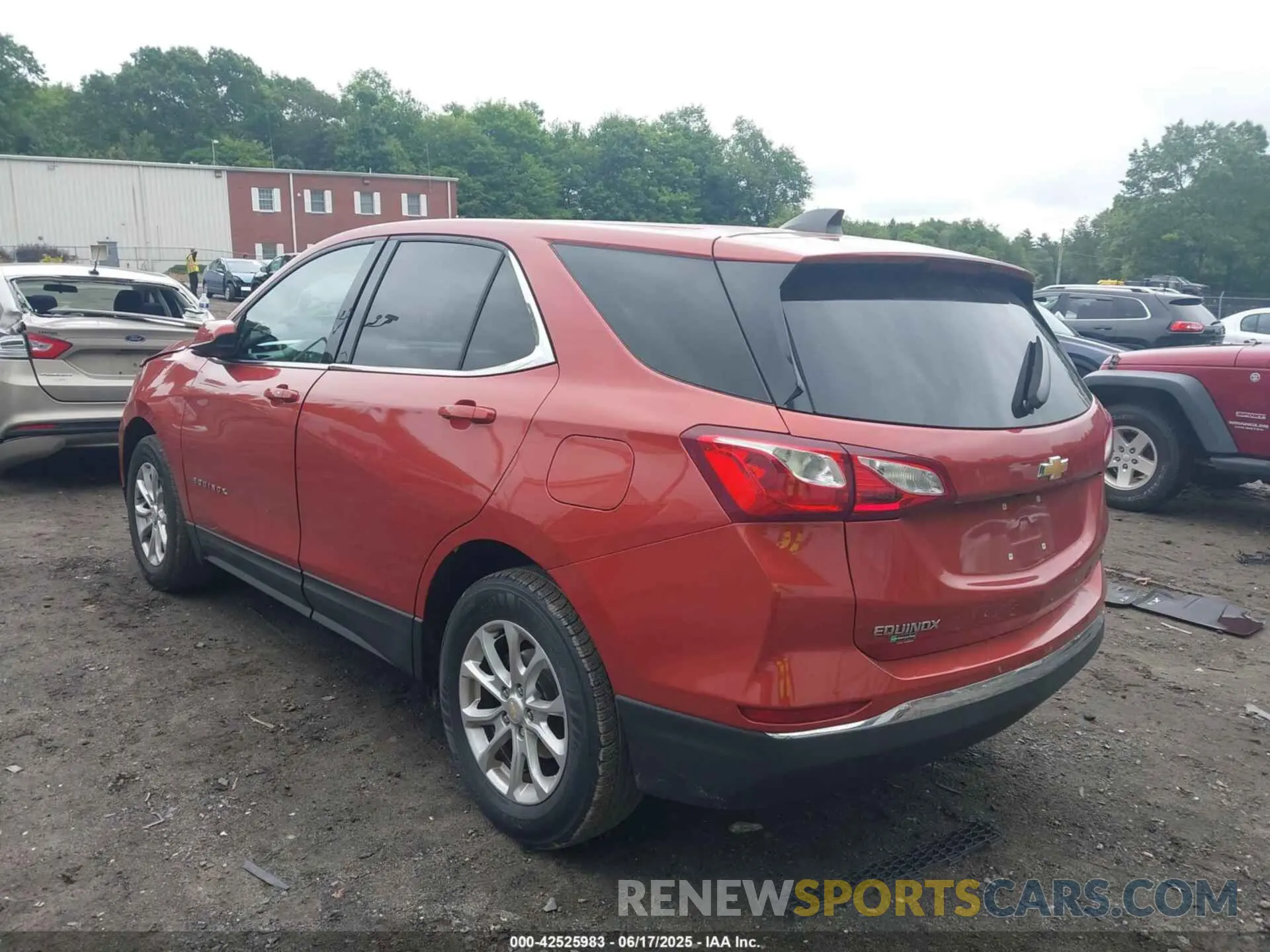 3 Photograph of a damaged car 2GNAXKEV2L6132034 CHEVROLET EQUINOX 2020