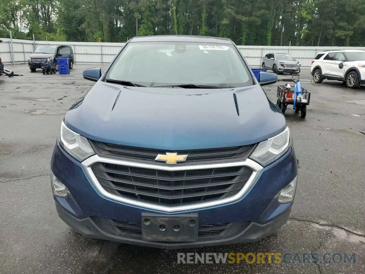 5 Photograph of a damaged car 2GNAXKEV2L6135676 CHEVROLET EQUINOX 2020