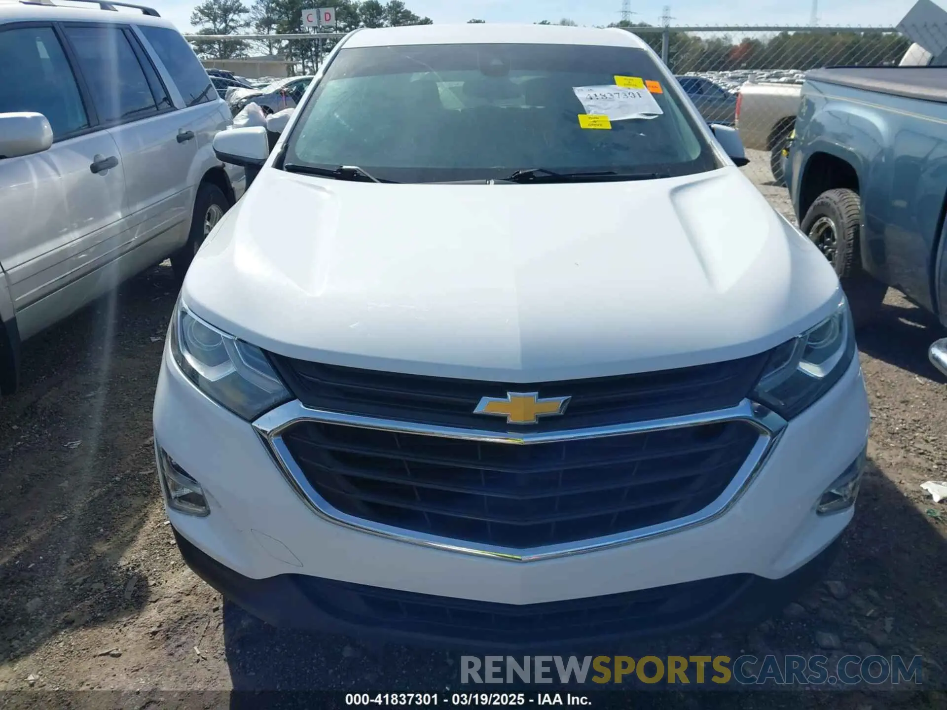 12 Photograph of a damaged car 2GNAXKEV2L6170198 CHEVROLET EQUINOX 2020